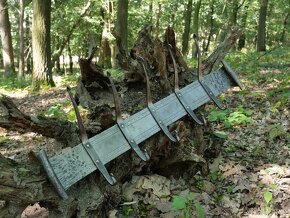 Kovaný věšák, nerezový věšák - 2