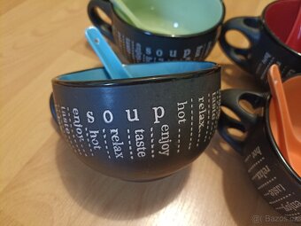 Barevné polévkové misky vč. lžiček - 2