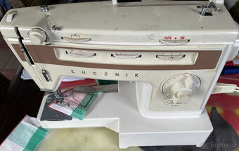 Šicí stroj Lucznik pěkný - 2