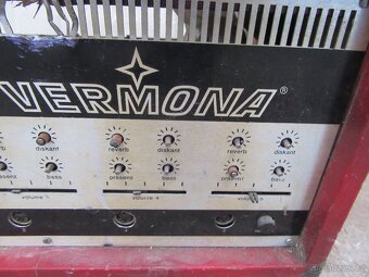 Nabízím starý zesilovač Vermona Regent. Nefunkční. Nekomplet - 2
