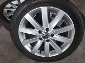 Alu kola 17" VW Porto rozteč 5x112 s pneu 225/45R17 - 2
