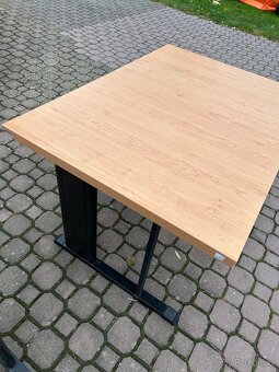 Kancelářský stůl Hobis 90x125 - 2