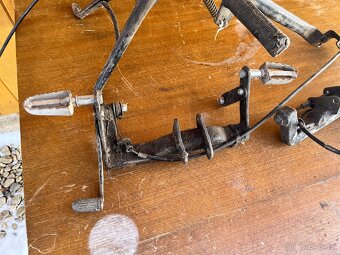 Kříž jawa pionýr - 2