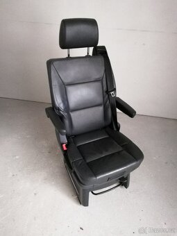 VW MULTIVAN otočná sedačka s dětskou sedačkou - 2