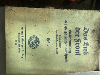 Prodám knihy z roku. 1943 - 2