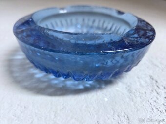 Skleněný popelník - 2