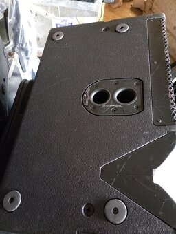 Predám JBL vrx 932 la - 2