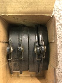 Přední brzdové destičky Audi - 2