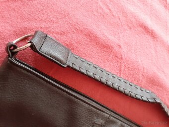 Kabelka třásňová HOUSE - 2