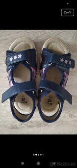 Dívčí sandále Baťa 28 - 2