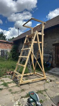 Posed / stolička - 2