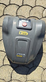Robotická sekačka STIGA - 2