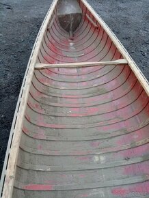 kanoe dřevěná - 2