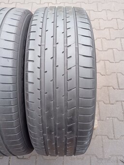 225/55/19 letní pneu toyo - 2