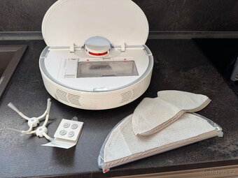 Robotický vysavač Roborock S5 - 2