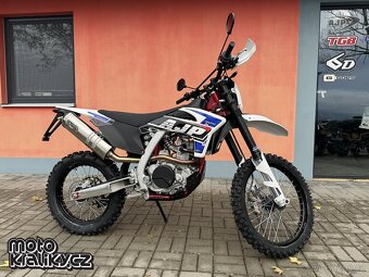 Nový motocykl AJP SPR5 250 ENDURO e5 - 2