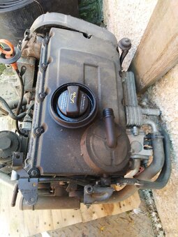 MOTOR VW Touran 2TDI, 100KW AZV - 2