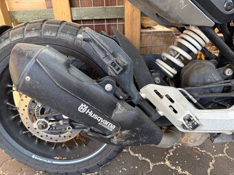 Husqvarna Svartpilen 125 - 2