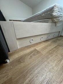 Postel 200x180cm vysoká s úložným prostorem - 2