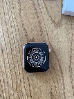 Apple Watch SE - 2