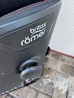 Autosedacka Britax Römer Advansafix IV - 2