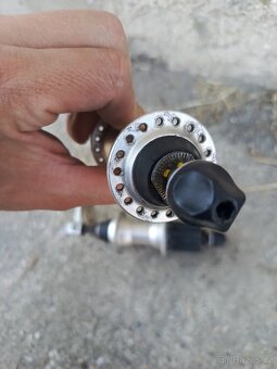 Náboje Shimano XT - 2