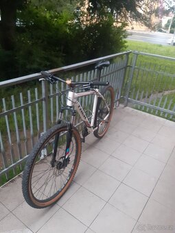 TREK marlin 6 - 2