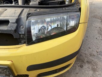 Škoda Fabia přední světla - 2