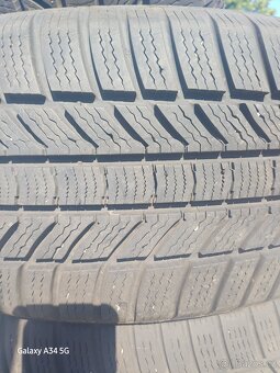 Continental 235/55 R19 - 2