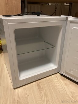 Mrazák Philco - PSF 34 E Cube - Zachovalý - 2
