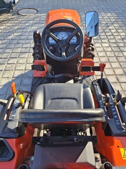 Kubota B2741s - 2