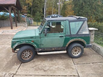 Nášlapy Suzuki Samurai - 2