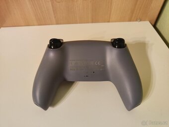 PlayStation 5 DualSense Wireless Controller - Sterling Silve - 2