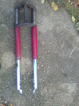 Jawa 250/350 Kývačka ND-p.a z.vidlice,podsedlov.plechy,motor - 2