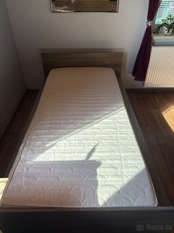 Prodej jednolůžkové postele + DOPLŇKY V CENĚ - 2