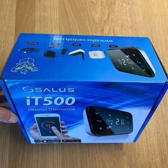 WIFI termostat SALUS iT500 - 2