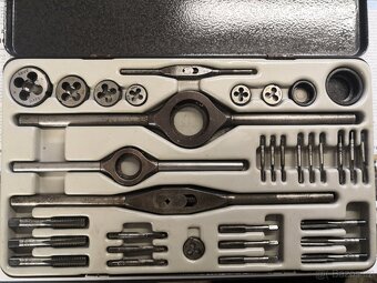 P:sada závitníků narex M1 - 2