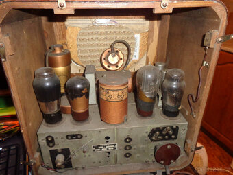 RADIO staré--2500k - 2