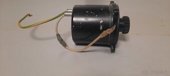 Letecký regulátor osvětlení palubni desky - 2