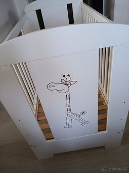 Dřevěná postýlka - 2