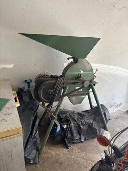 Prodám šroťák - 2