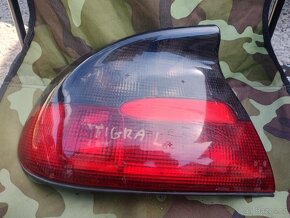 Zadní světlo Opel Tigra - 2