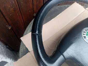 Škoda Octavia 1 kožený volant - 2