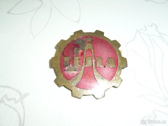 Odznaky Tesla a 1. máj - 2