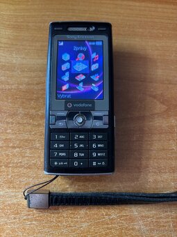 Sony Ericsson K800i - 2
