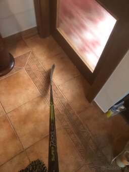 Dres a hokejka richard nedomlel - 2