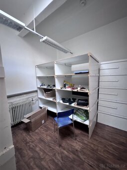 Dřevěné regály - 2