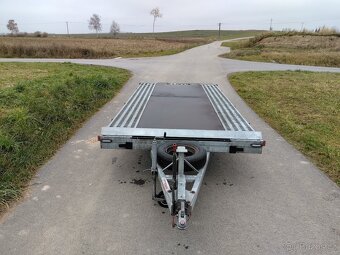 Autopřepravník,podval - 2