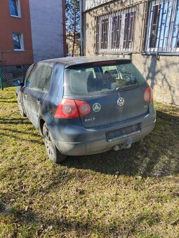Volkswagen golf 5 - na díly - 2