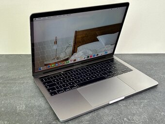 MacBook Pro 13'' 2017 / i5 / 8GB RAM / 256GB SSD - DPH - 2